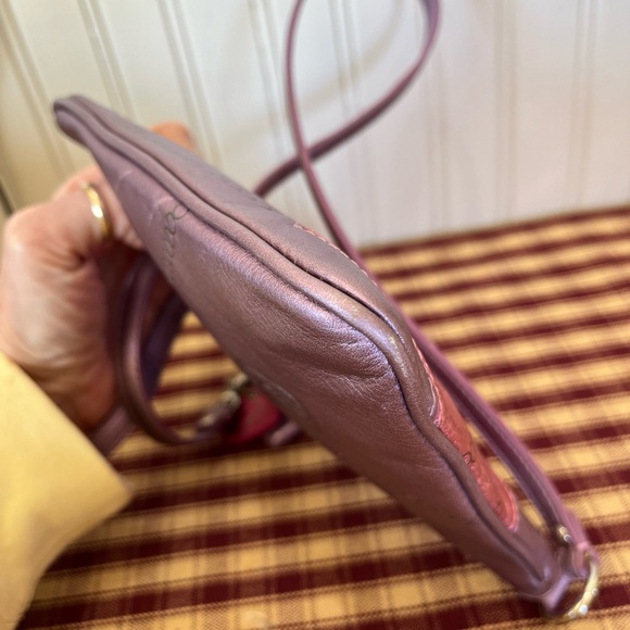 Coach Poppy Heart Crossbody - Picture 4 of 12